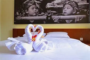 Hotel Garden View Cottages Kuta 2*